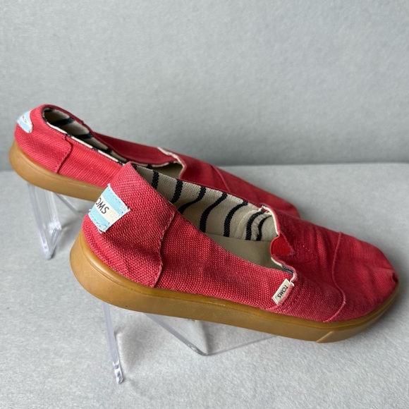 Tom’s Women’s Classic Red Wrap Style Slip In Comfort Flats Brown Sole size W7 - Picture 6 of 10